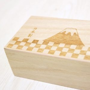【富士山おちょこで乾杯！】富士山　木箱入ペアおちょこ 5